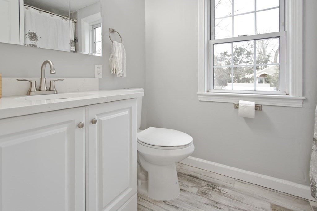 37 Lincoln Road Longmeadow, MA 01106 - Photo 33 of 37