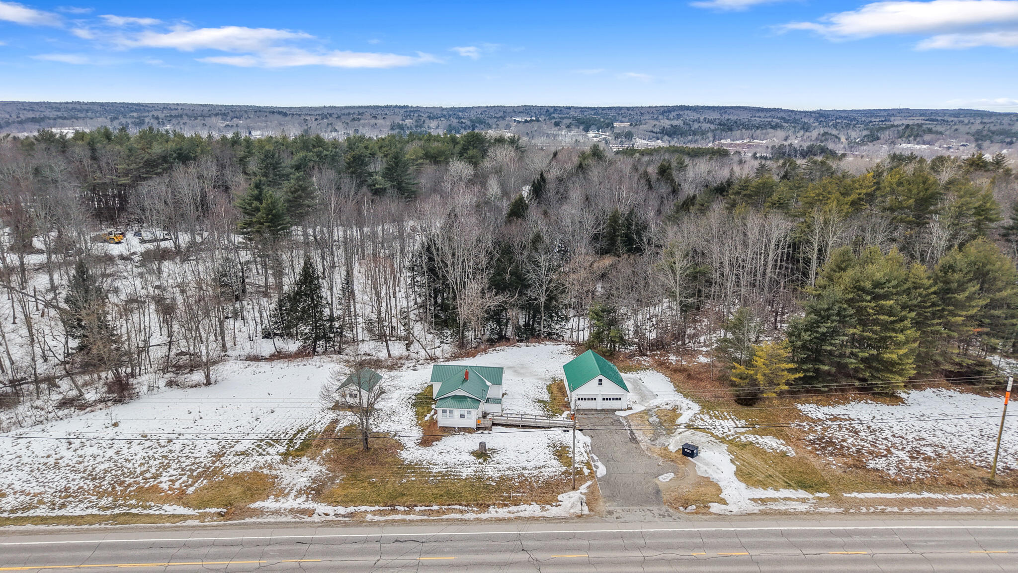 905 Wiscasset Road Pittston, ME 04345 - Photo 33 of 36 dji_fly_20260116_112854_0061_17685810257