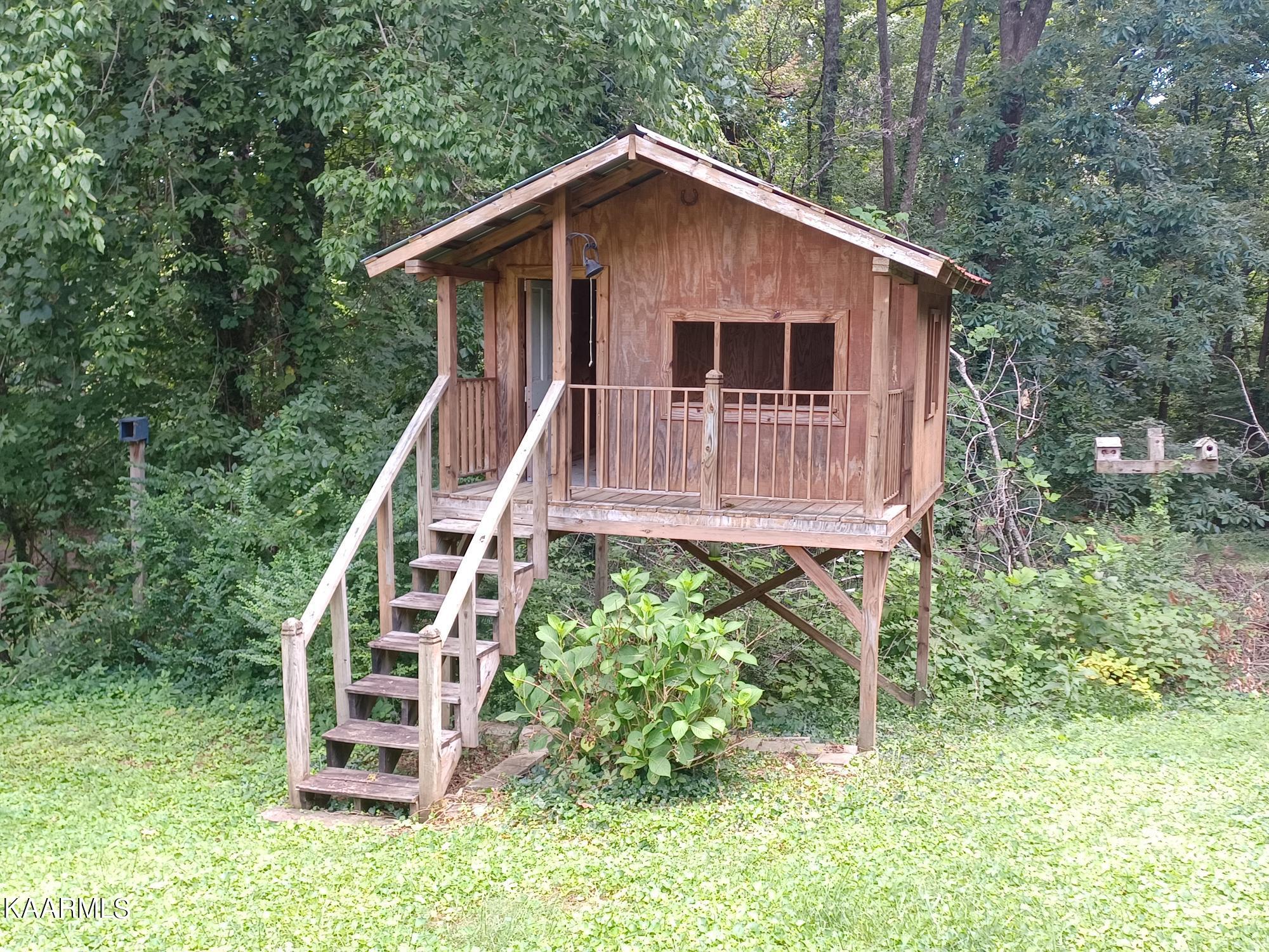 45 Outer Drive Oak Ridge, TN 37830 - Photo 11 of 18 Kids Tree House