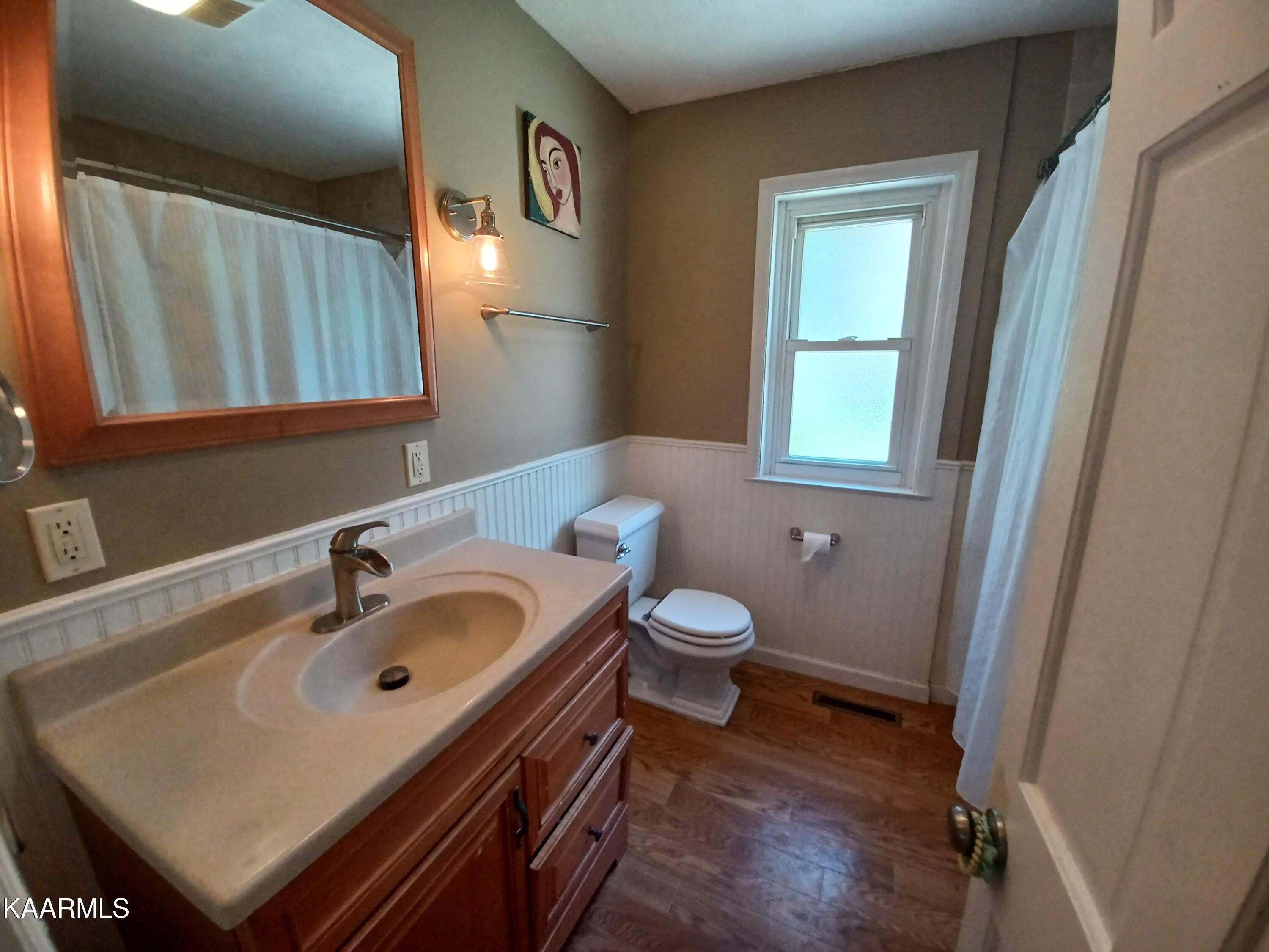 45 Outer Drive Oak Ridge, TN 37830 - Photo 18 of 18 Main Level Full Bath