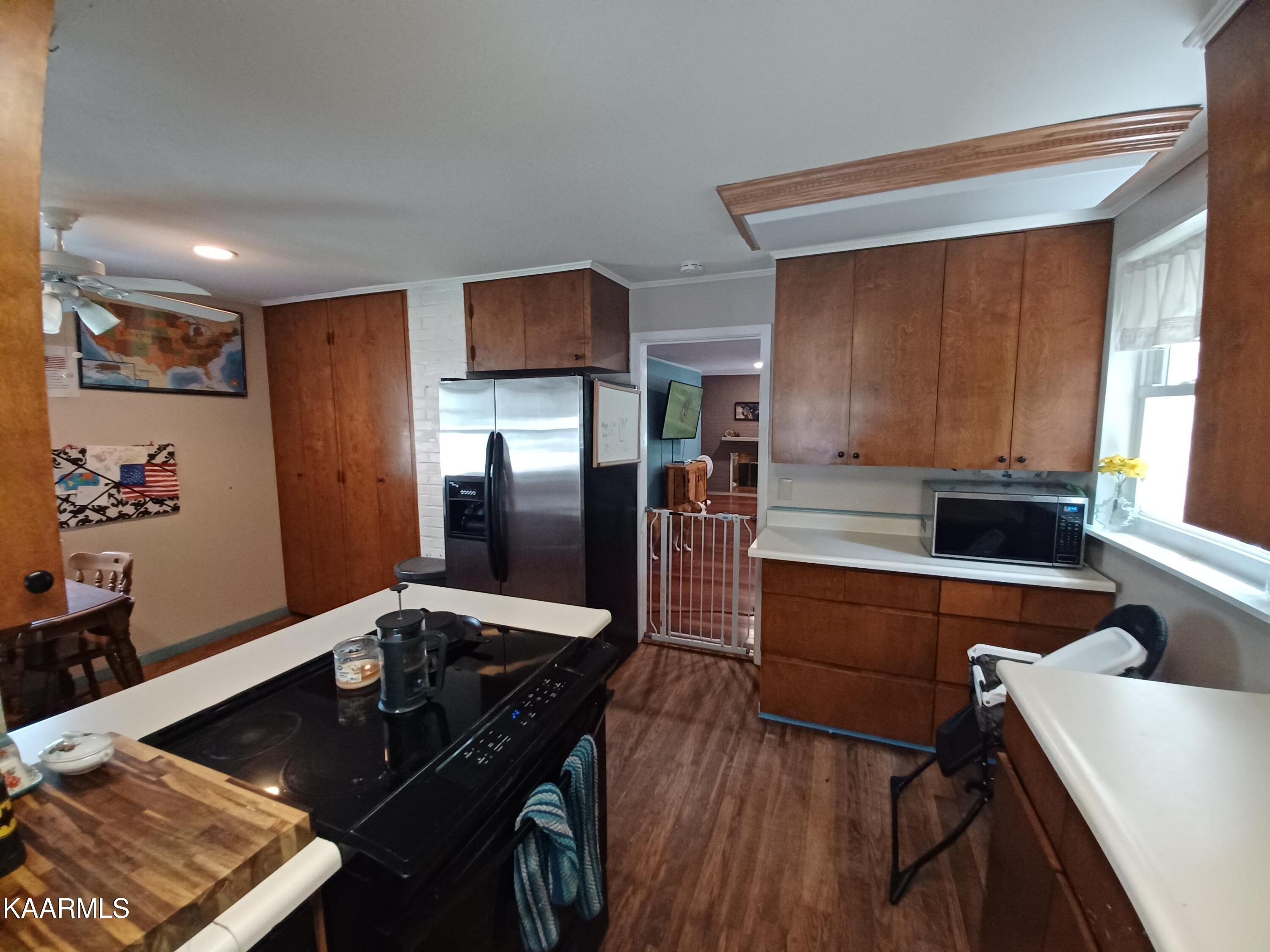 45 Outer Drive Oak Ridge, TN 37830 - Photo 10 of 18 Plenty of Storage