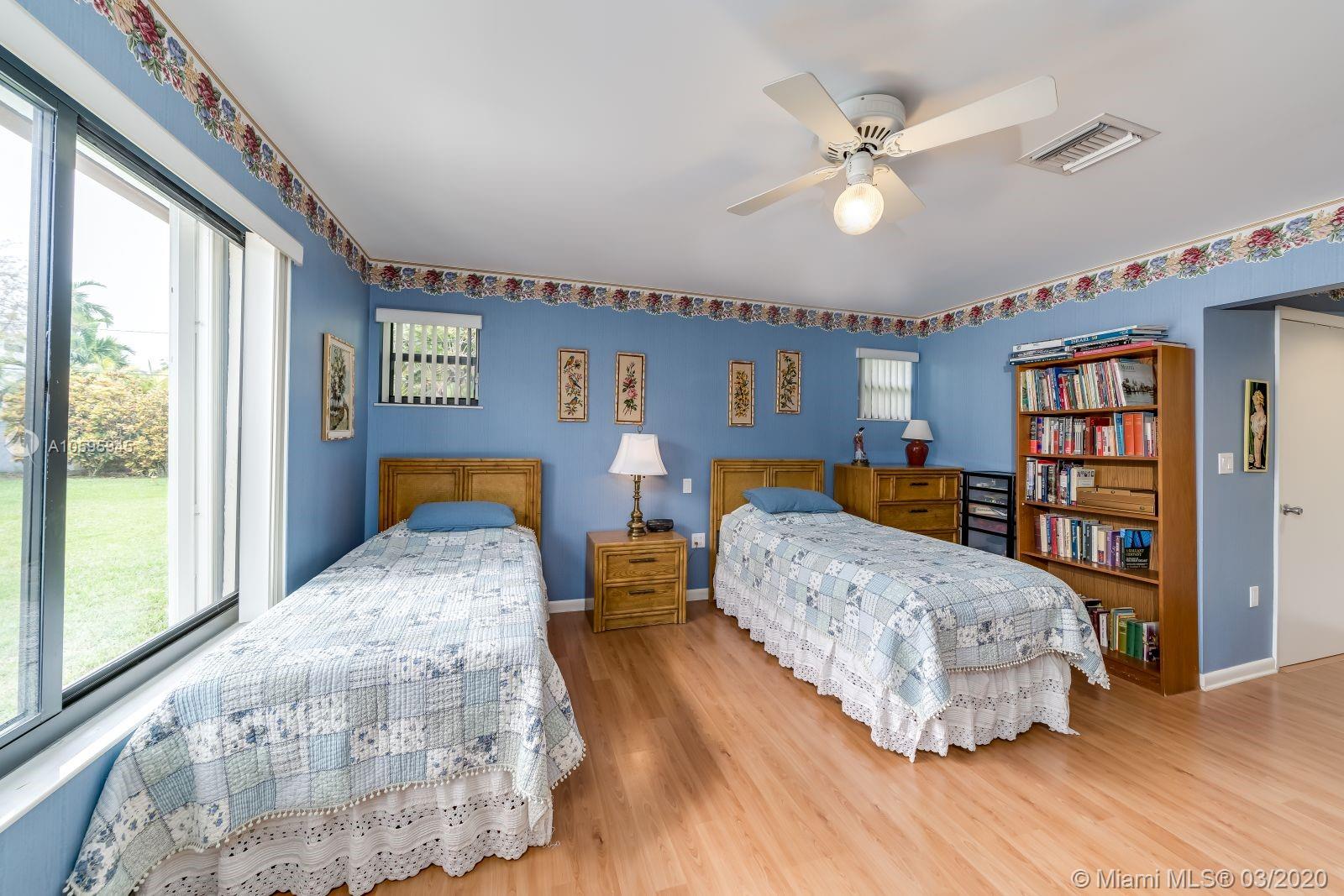 3724 Pine Tree Drive Miami Beach, FL 33140 - Photo 12 of 17