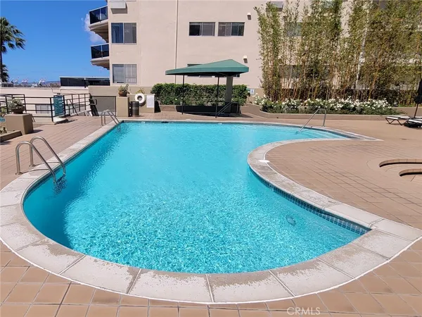 $750,000 | 1310 East Ocean Boulevard, Unit 905, Long Beach, CA 90802