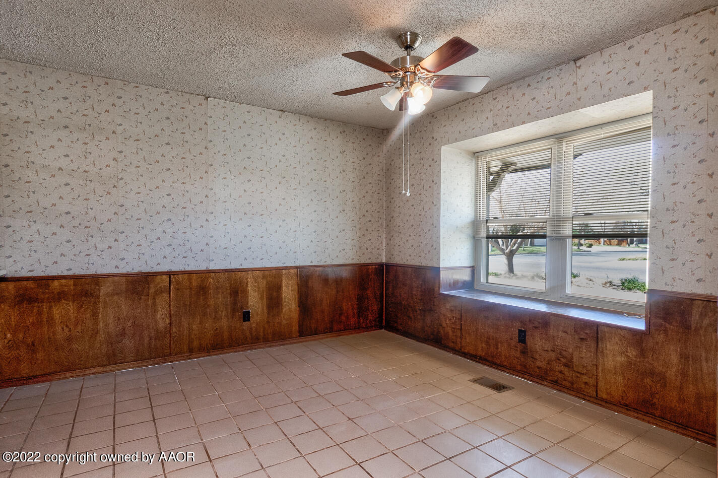 6125 Rutgers Street Amarillo, TX 79109 - Photo 10 of 13 Dining area