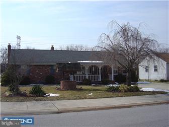 10 Croyden Road Newark, DE 19702 - Photo 1 of 8 Exterior Front