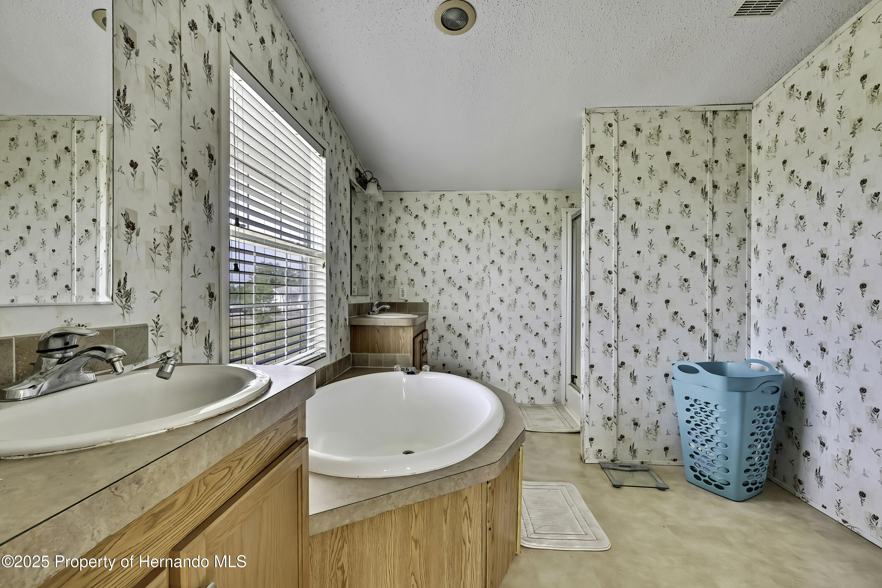 11089 Fulmar Road Weeki Wachee, FL 34614 - Photo 28 of 59 11089 Fulmar Rd (21 of 60)