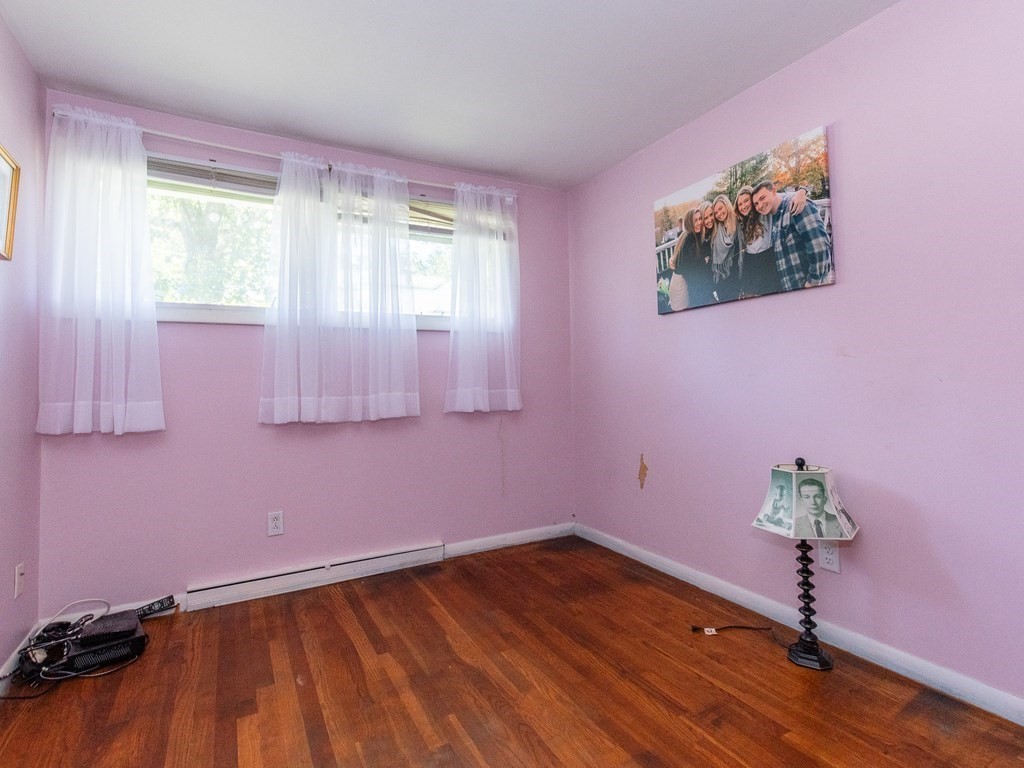 163 Ravenswood Road Waltham, MA 02453 - Photo 15 of 27 Gallery Image 15