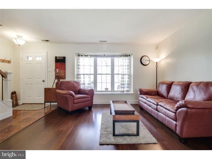 3 Cameron Court Clementon, NJ 08021 - Photo 5 of 22 Gallery Image 5