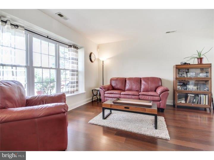3 Cameron Court Clementon, NJ 08021 - Photo 6 of 22 Gallery Image 6