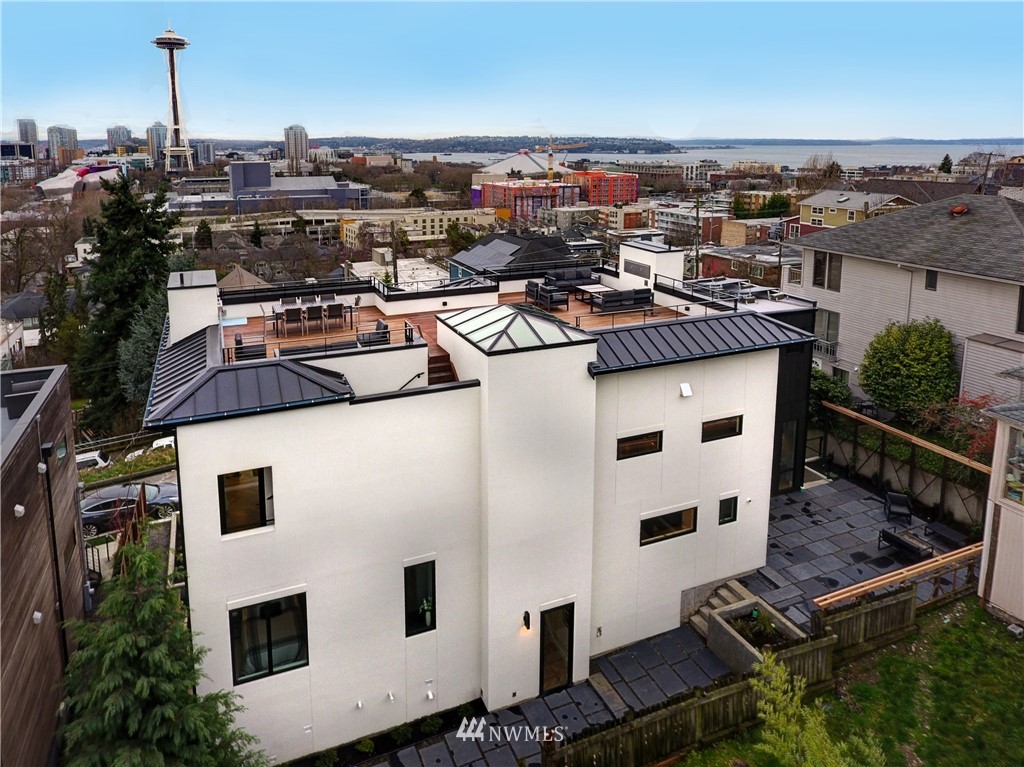 362 Ward Street Seattle, WA 98109 - Photo 35 of 40 an aerial view of multiple house