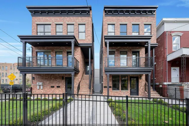 $669,999 | 24 Clinton Avenue, Unit 2, Jersey City, NJ 07304