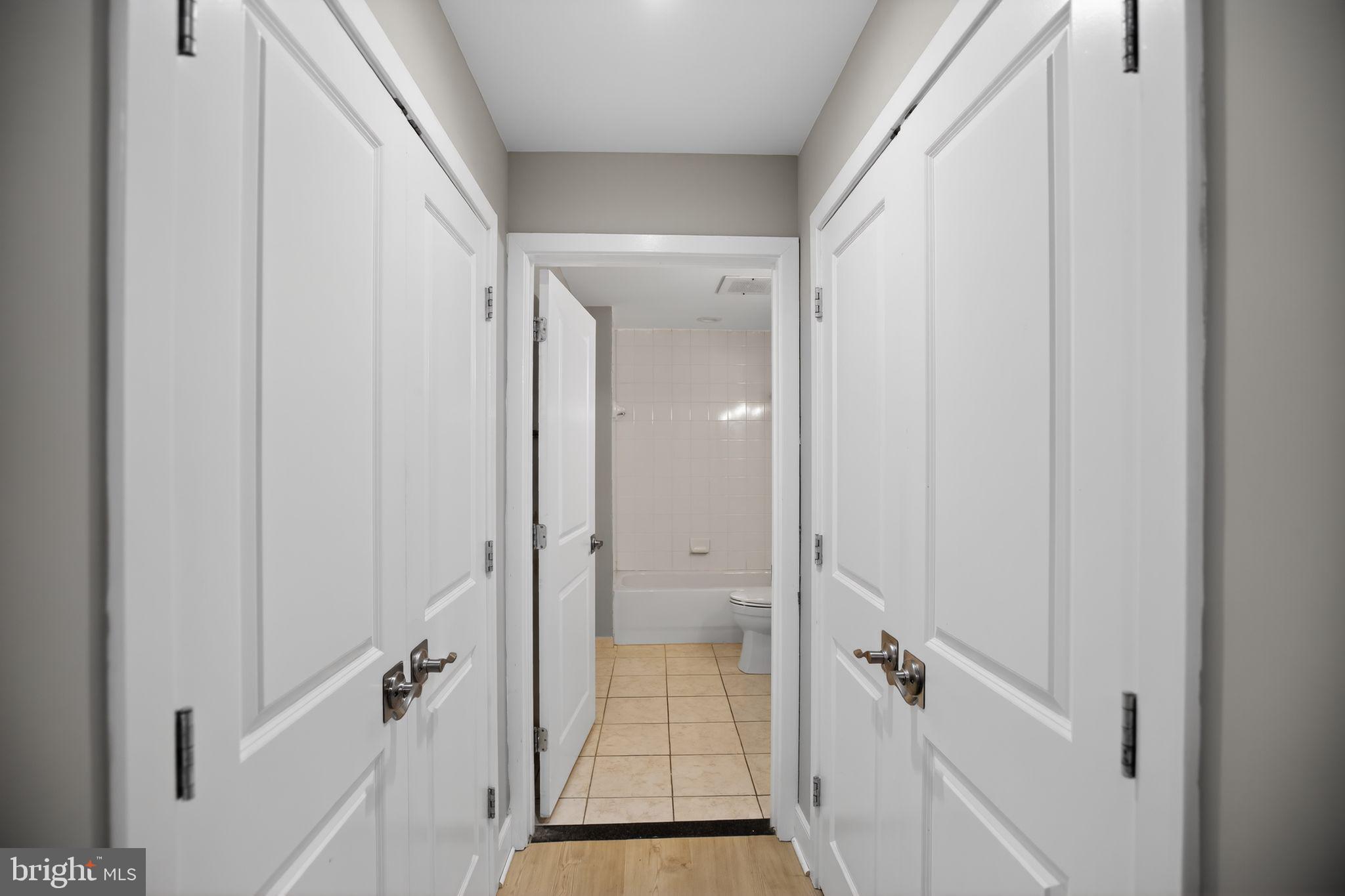 4101 Albemarle Street Northwest, Unit 317 Washington, DC 20016 - Photo 30 of 32 a bathroom with a shower