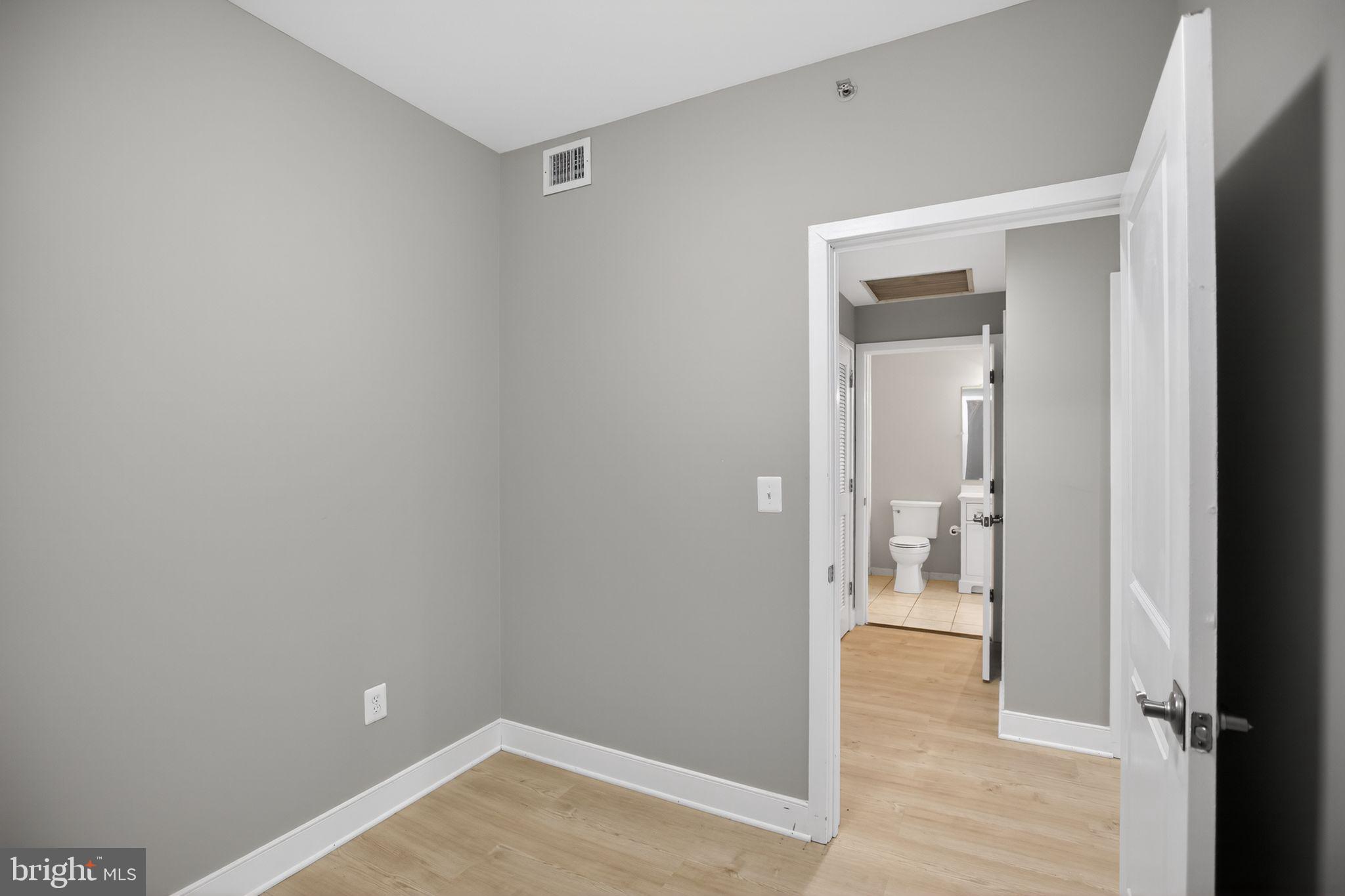 4101 Albemarle Street Northwest, Unit 317 Washington, DC 20016 - Photo 7 of 32