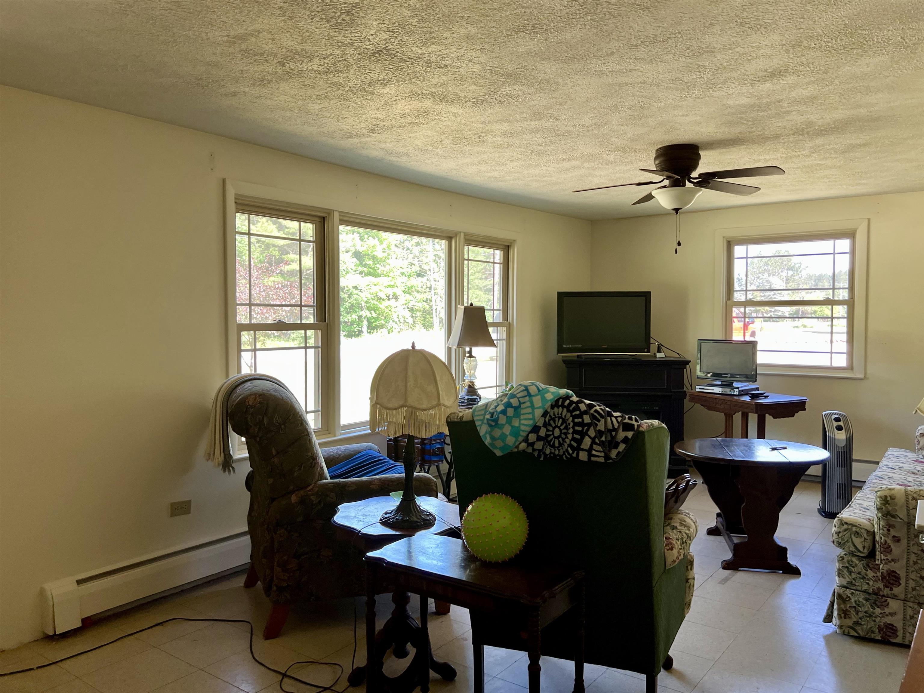 11860 Steele Road Roscommon, MI 48653 - Photo 4 of 12 1901911-3.JPG