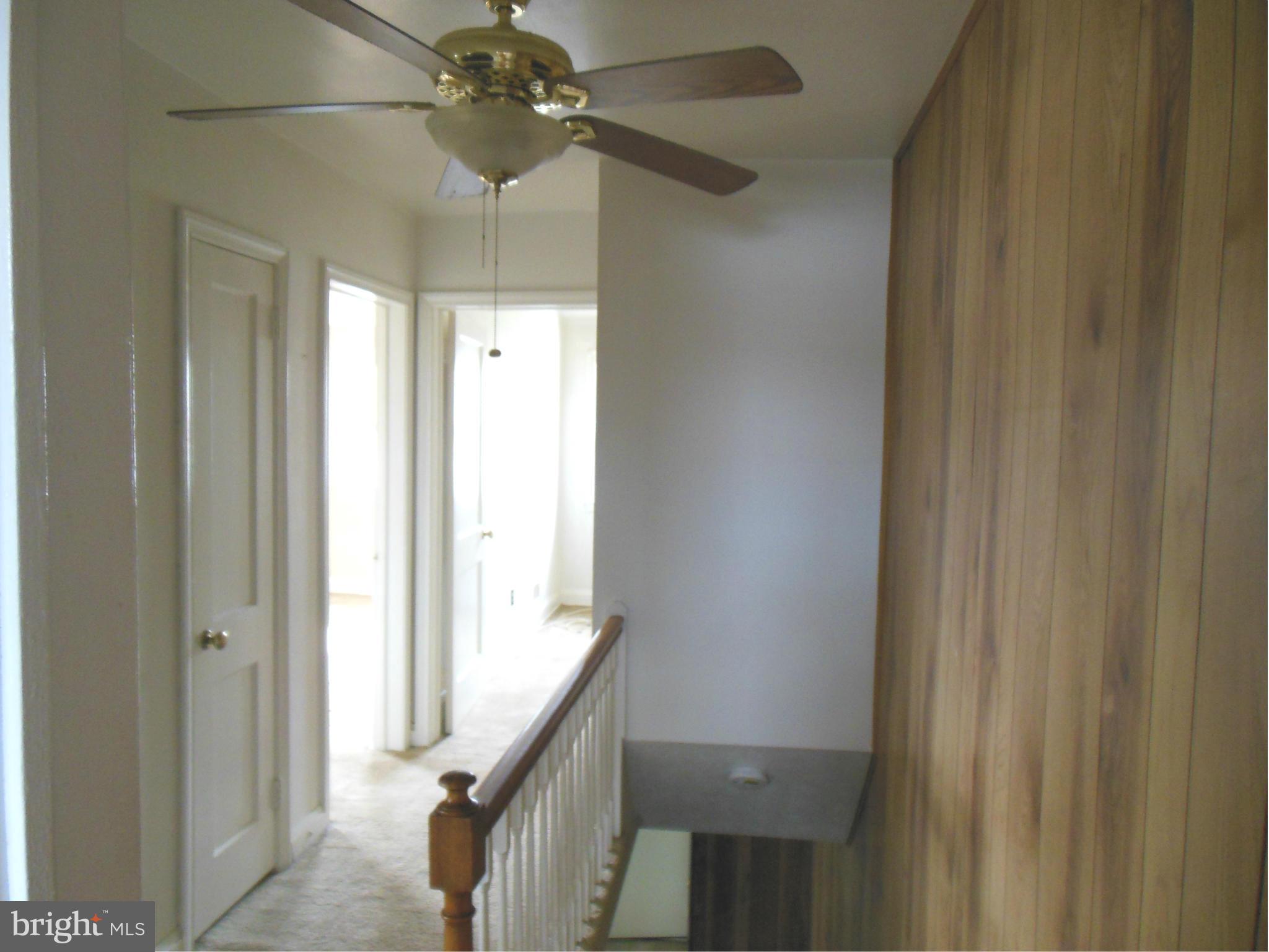 901 Middlesex Road Baltimore, MD 21221 - Photo 9 of 10 Interior (General)