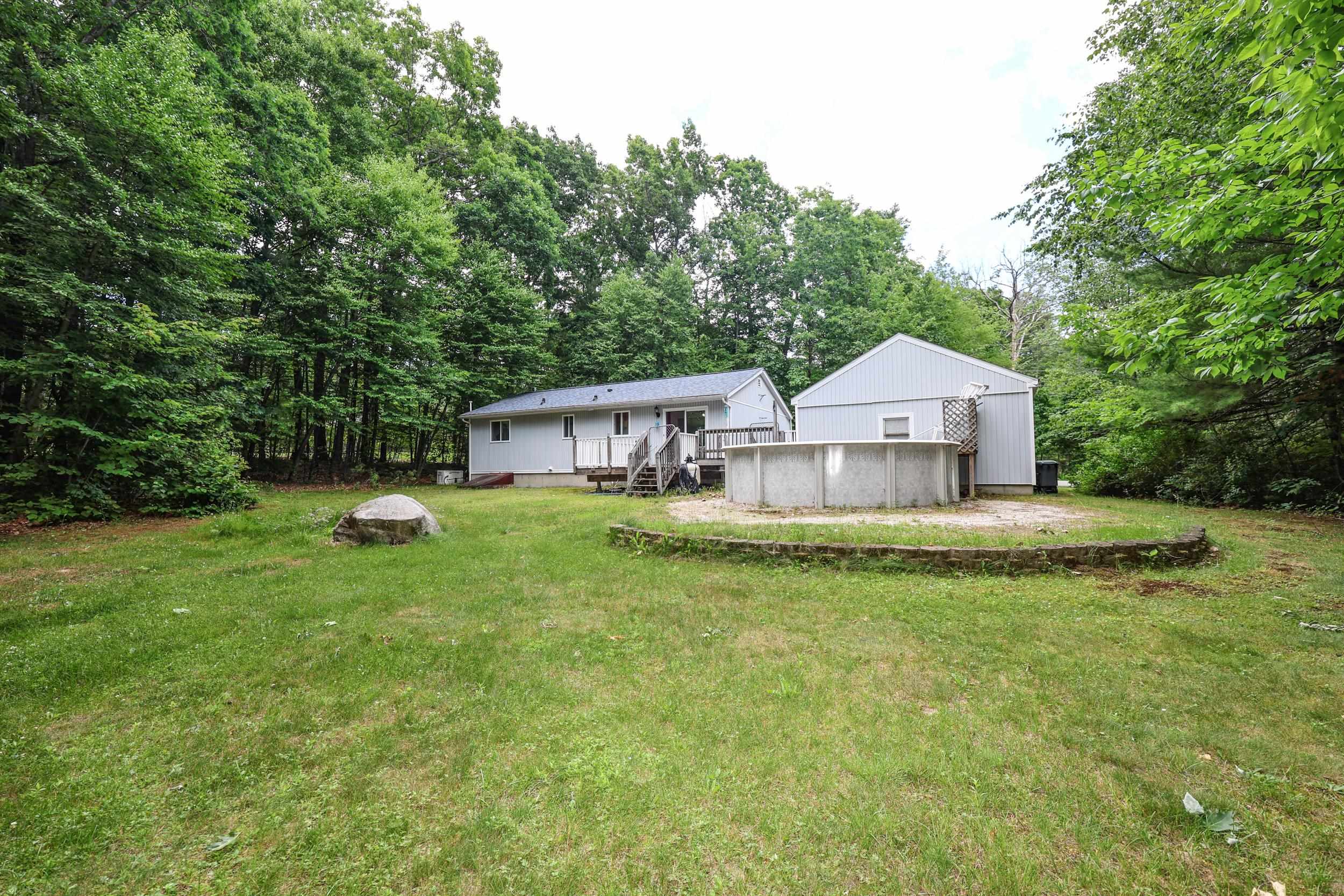 60 Farmer Road Hooksett, NH 03106 - Photo 6 of 16