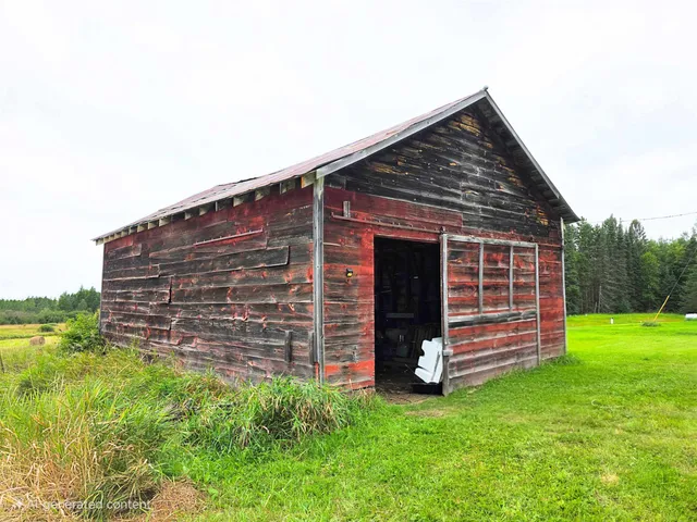 $150,000 | 2845 Vermilion Trail, Makinen, MN 55763