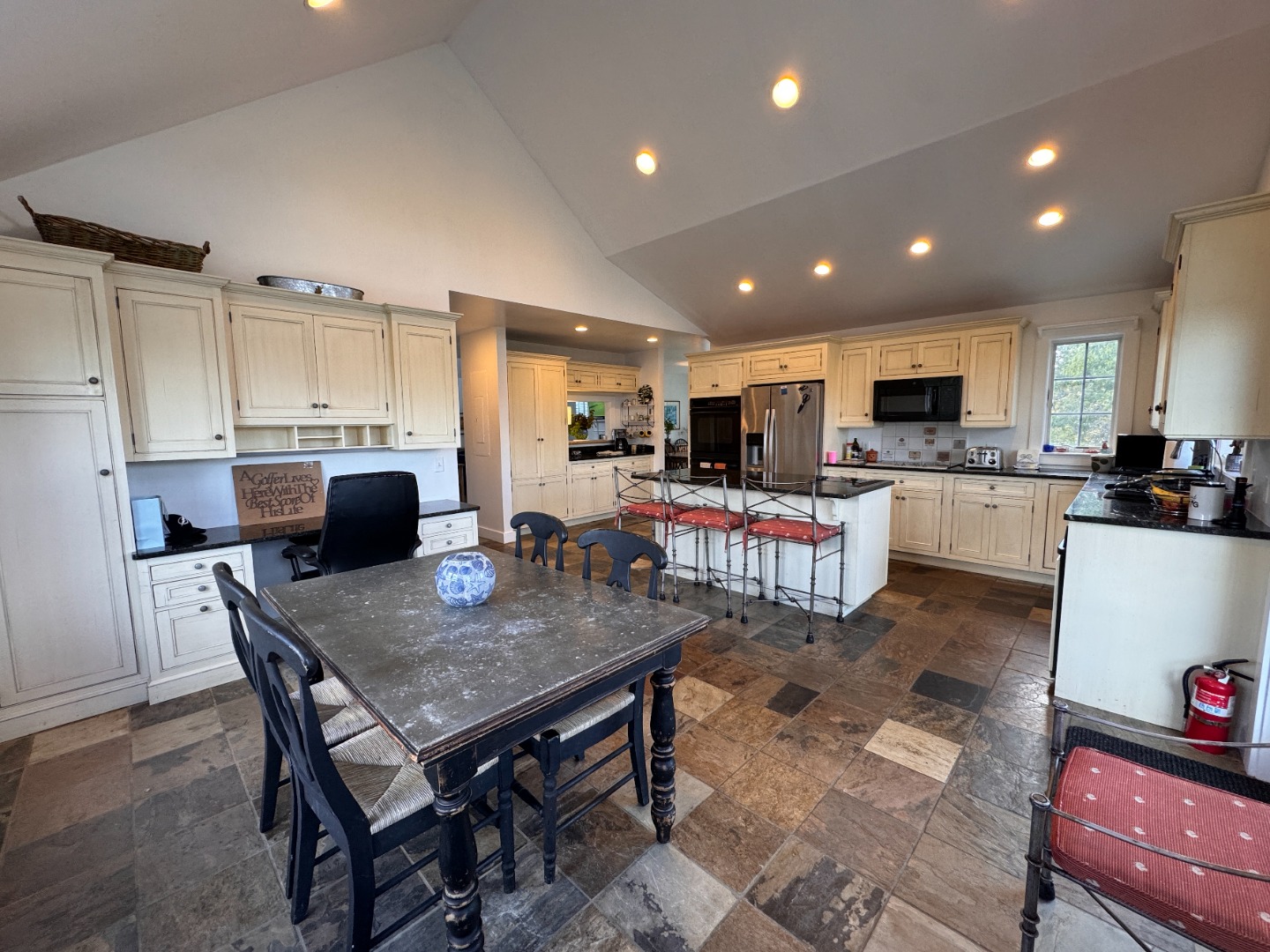 27 Long Pond Drive Nantucket, MA 02554 - Photo 11 of 25