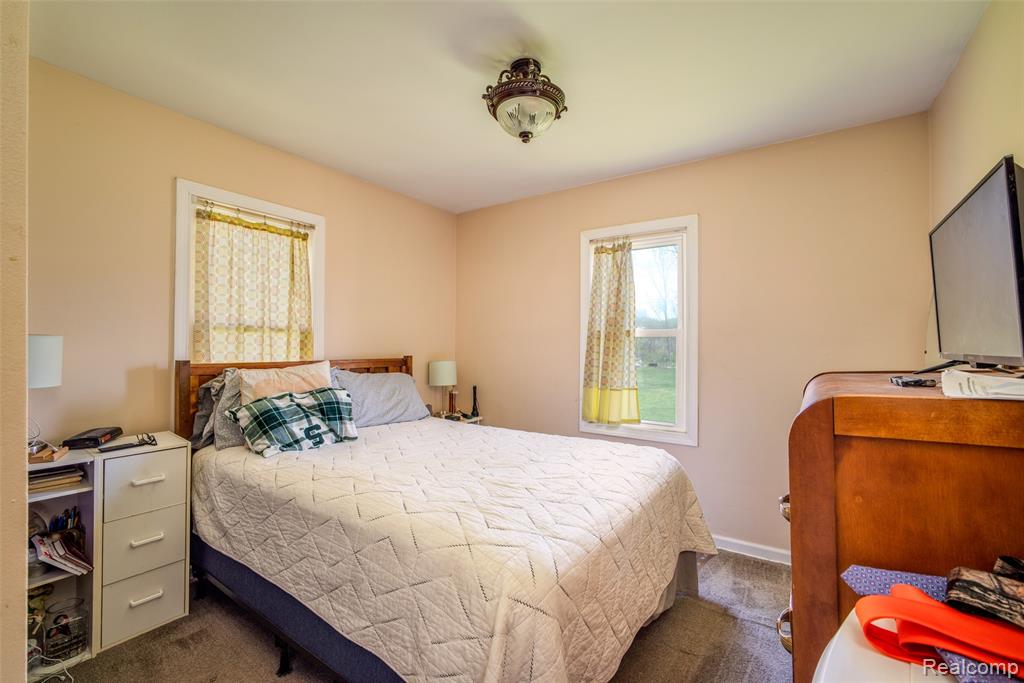 840 West Rose Center Road Holly, MI 48442 - Photo 9 of 26