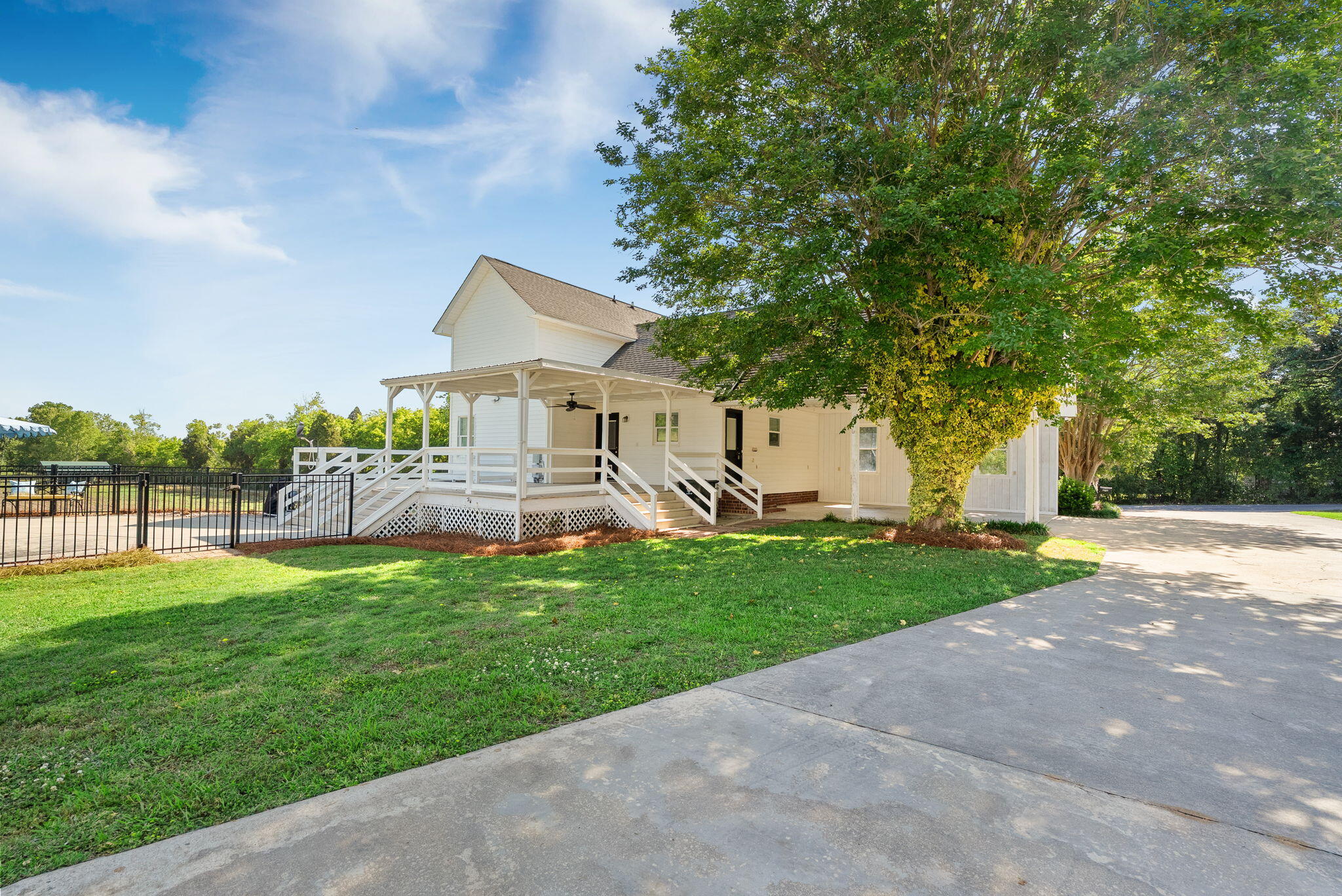 271 Dairy Farm Road Moncks Corner, SC 29461 - Photo 6 of 35 4-web-or-mls-BARCLAY MEDIA CO.-7