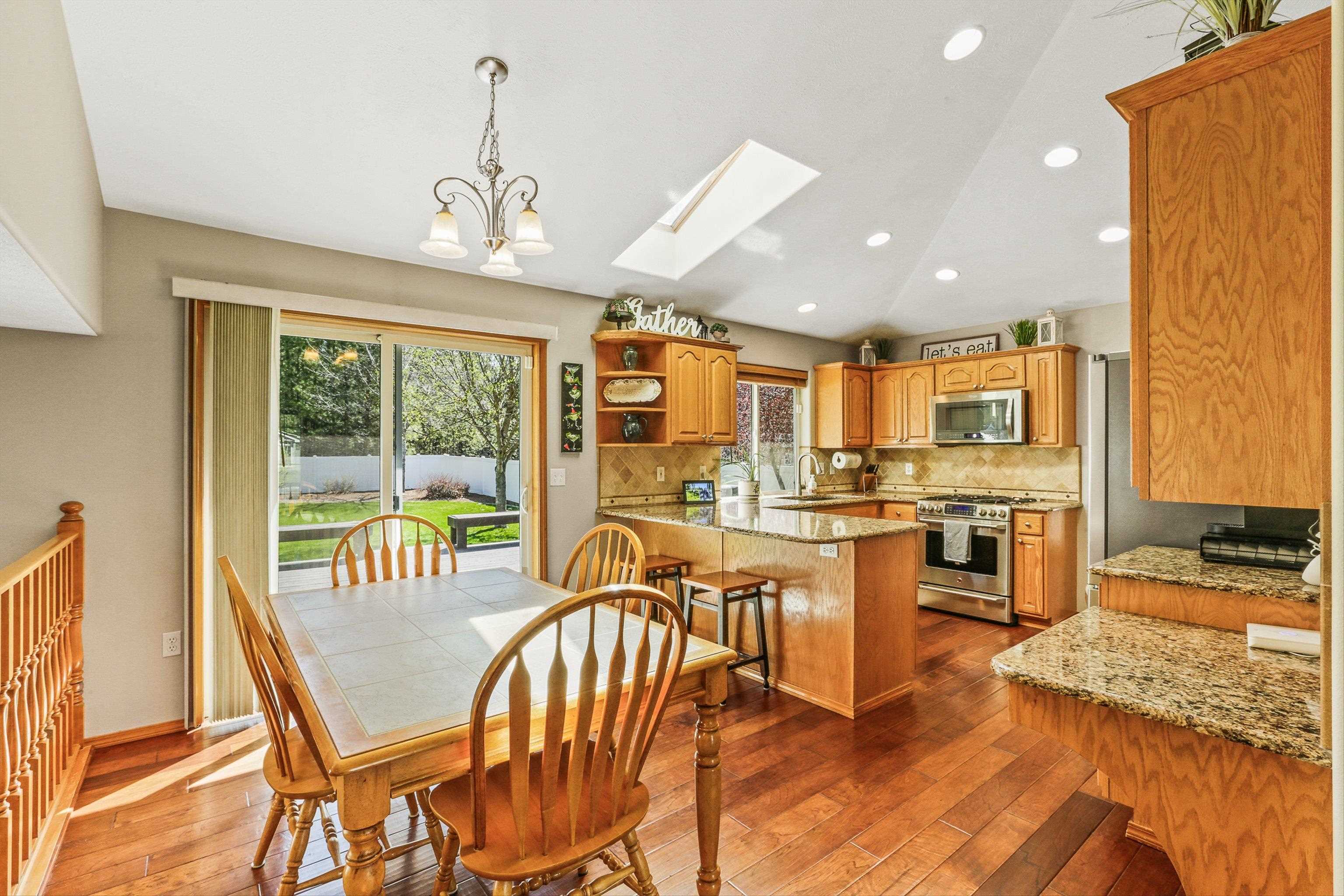 16516 North Fairview Road Colbert, WA 99005 - Photo 7 of 33