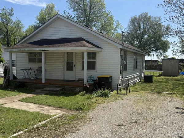 $88,000 | 1413 George Street, Kennett, MO 63857