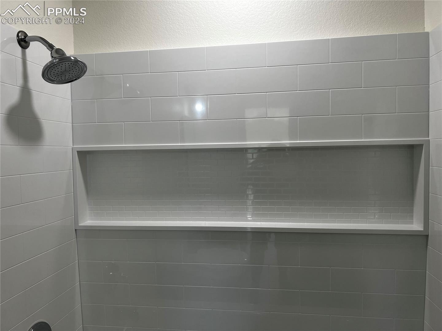 724 Pinewood Road Florissant, CO 80816 - Photo 36 of 50 Full bath on upper level has a built in shelf