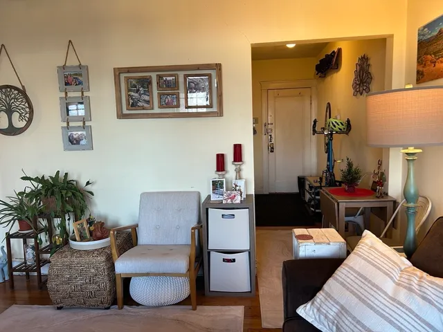 $2,050 | 2039 Commonwealth Avenue, Unit 8, Boston, MA 02135