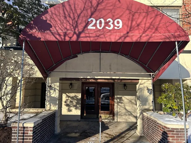 $2,050 | 2039 Commonwealth Avenue, Unit 8, Boston, MA 02135
