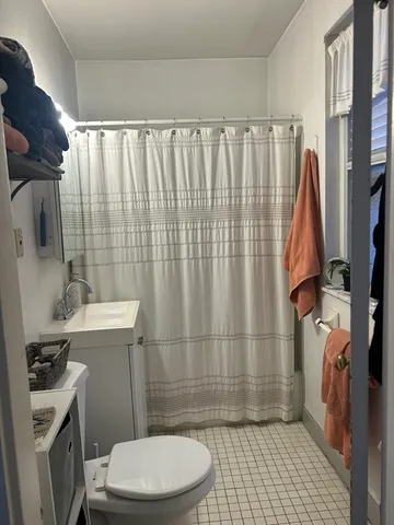 $2,050 | 2039 Commonwealth Avenue, Unit 8, Boston, MA 02135