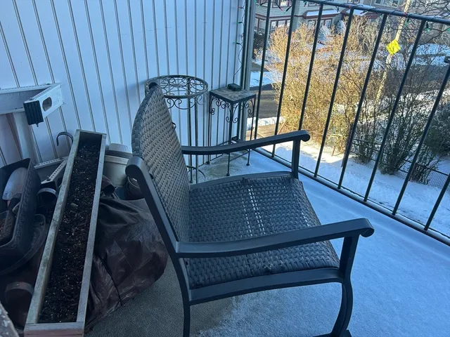 $2,050 | 2039 Commonwealth Avenue, Unit 8, Boston, MA 02135