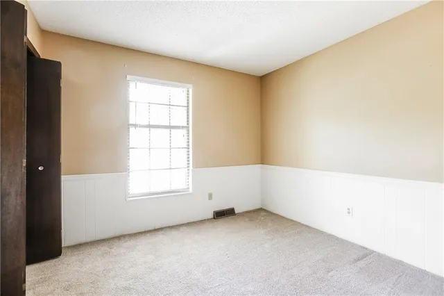 $2,010 | 1008 Southwest Pinto Lane, Blue Springs, MO 64015