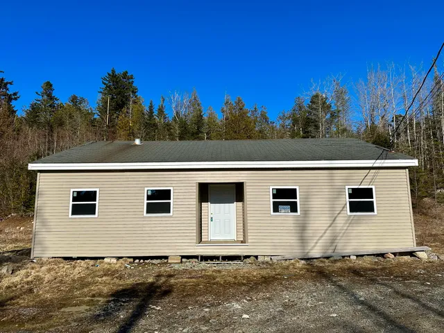 $72,900 | 128 Kennebec Road, Machias, ME 04654