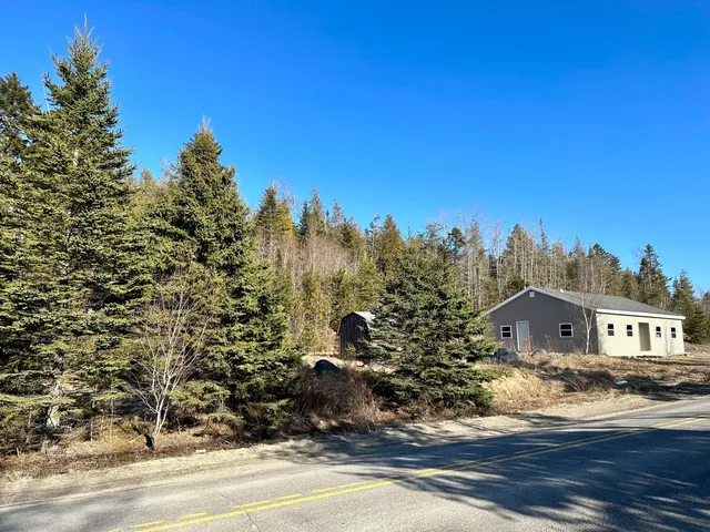 $72,900 | 128 Kennebec Road, Machias, ME 04654