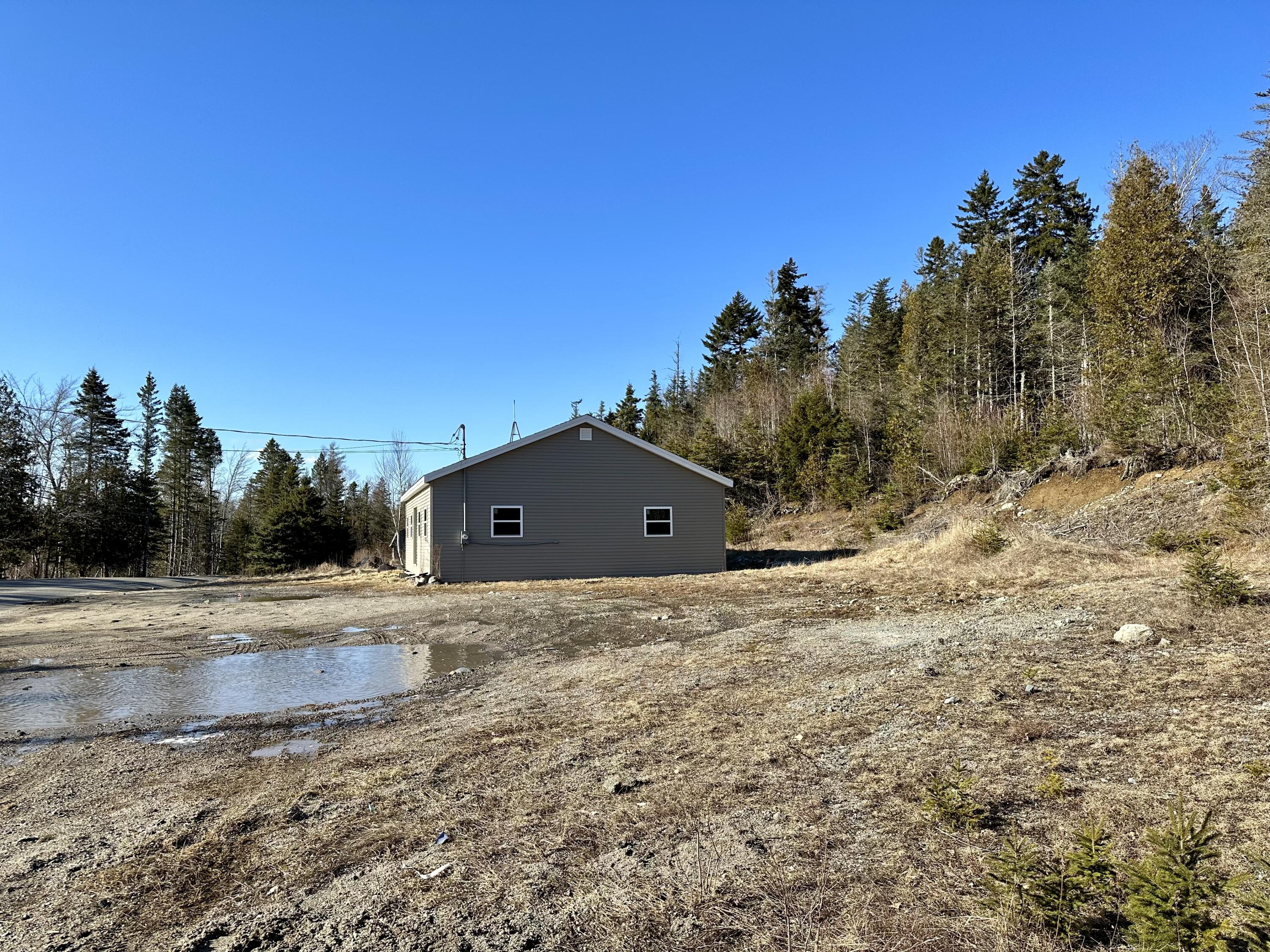 128 Kennebec Road Machias, ME 04654 - Photo 8 of 29 IMG_0372