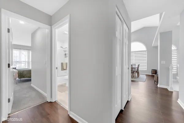 $547,000 | 5221 Conifer Lane, Gurnee, IL 60031