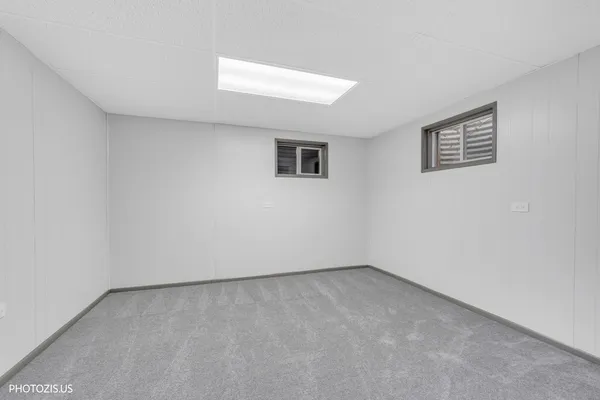 $547,000 | 5221 Conifer Lane, Gurnee, IL 60031