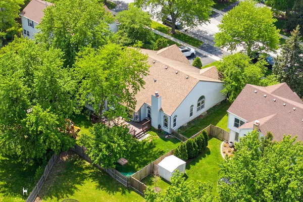 $547,000 | 5221 Conifer Lane, Gurnee, IL 60031