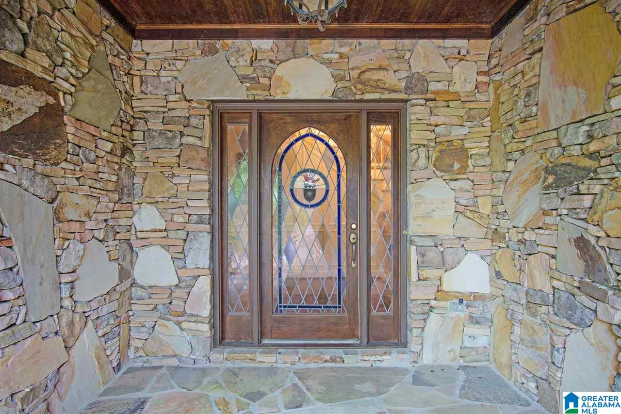 460 Green Glade Road Birmingham, AL 35244 - Photo 2 of 50