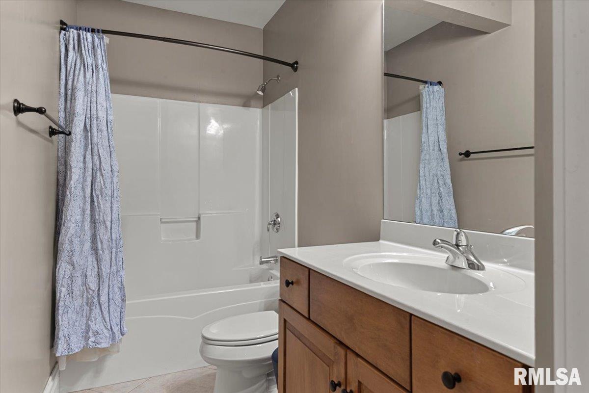 4404 Lynhurst Road Springfield, IL 62711 - Photo 27 of 35