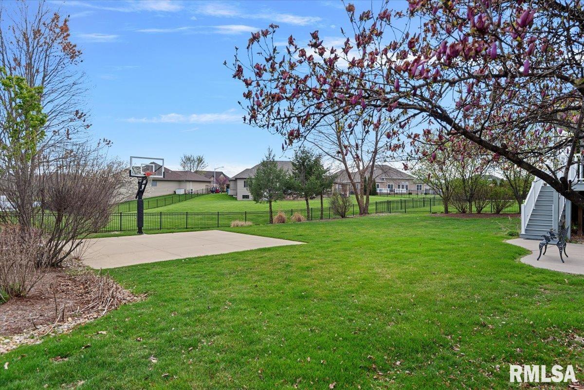 4404 Lynhurst Road Springfield, IL 62711 - Photo 30 of 35