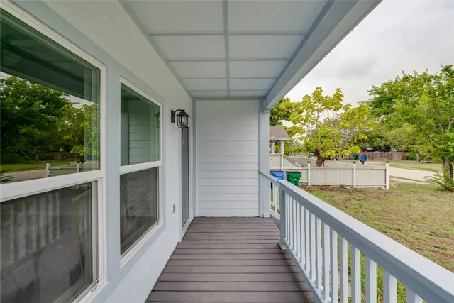 $1,395 | 412 Booth Street, Unit B, Taylor, TX 76574