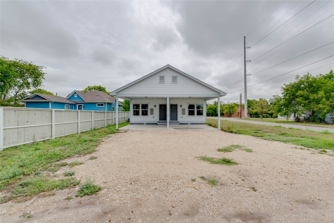 412 Booth Street, Unit B Taylor, TX 76574 - Photo 17 of 17