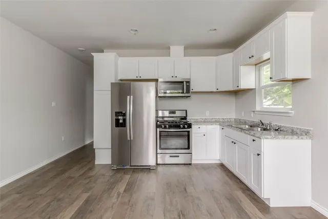 $1,395 | 412 Booth Street, Unit B, Taylor, TX 76574