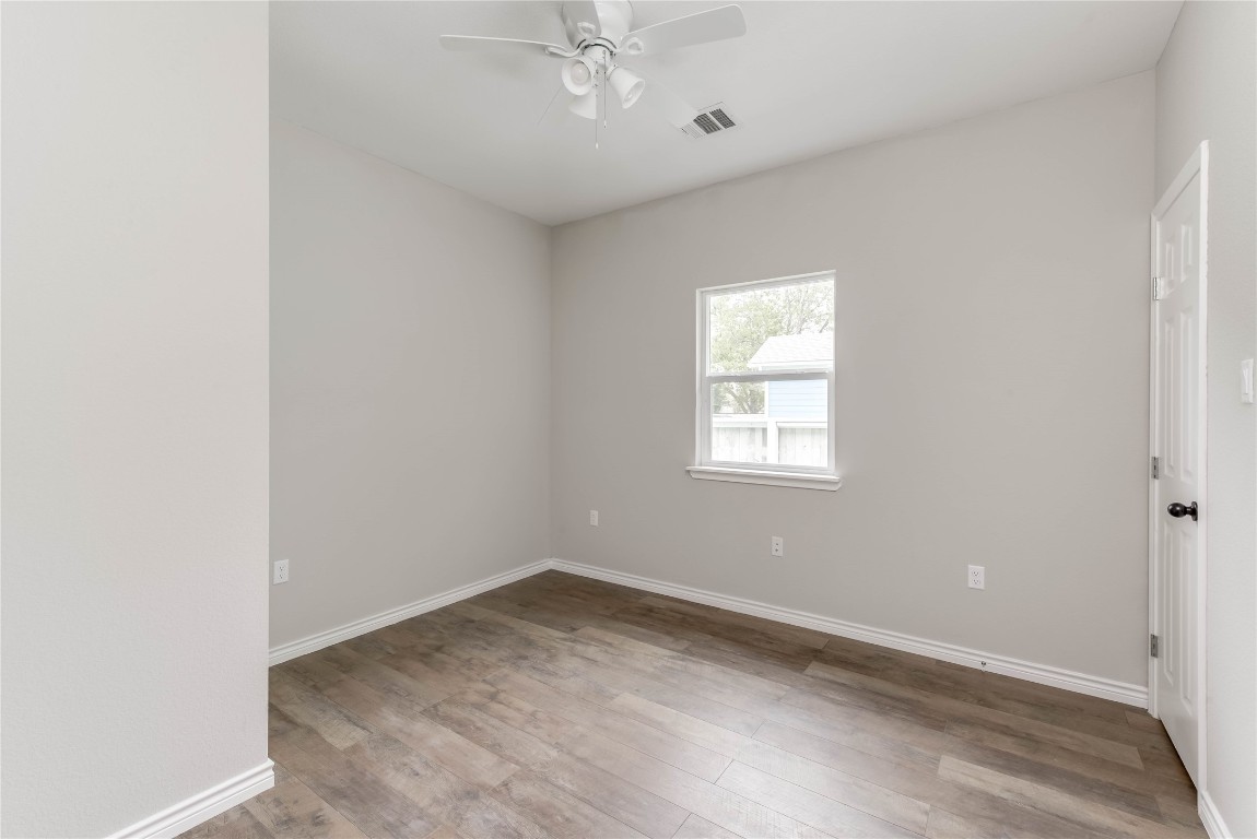 412 Booth Street, Unit B Taylor, TX 76574 - Photo 8 of 17