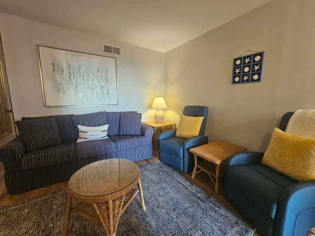 $1,600 | 1910 South Ocean Boulevard, Unit C2 NASSAU I, North Myrtle Beach, SC 29582