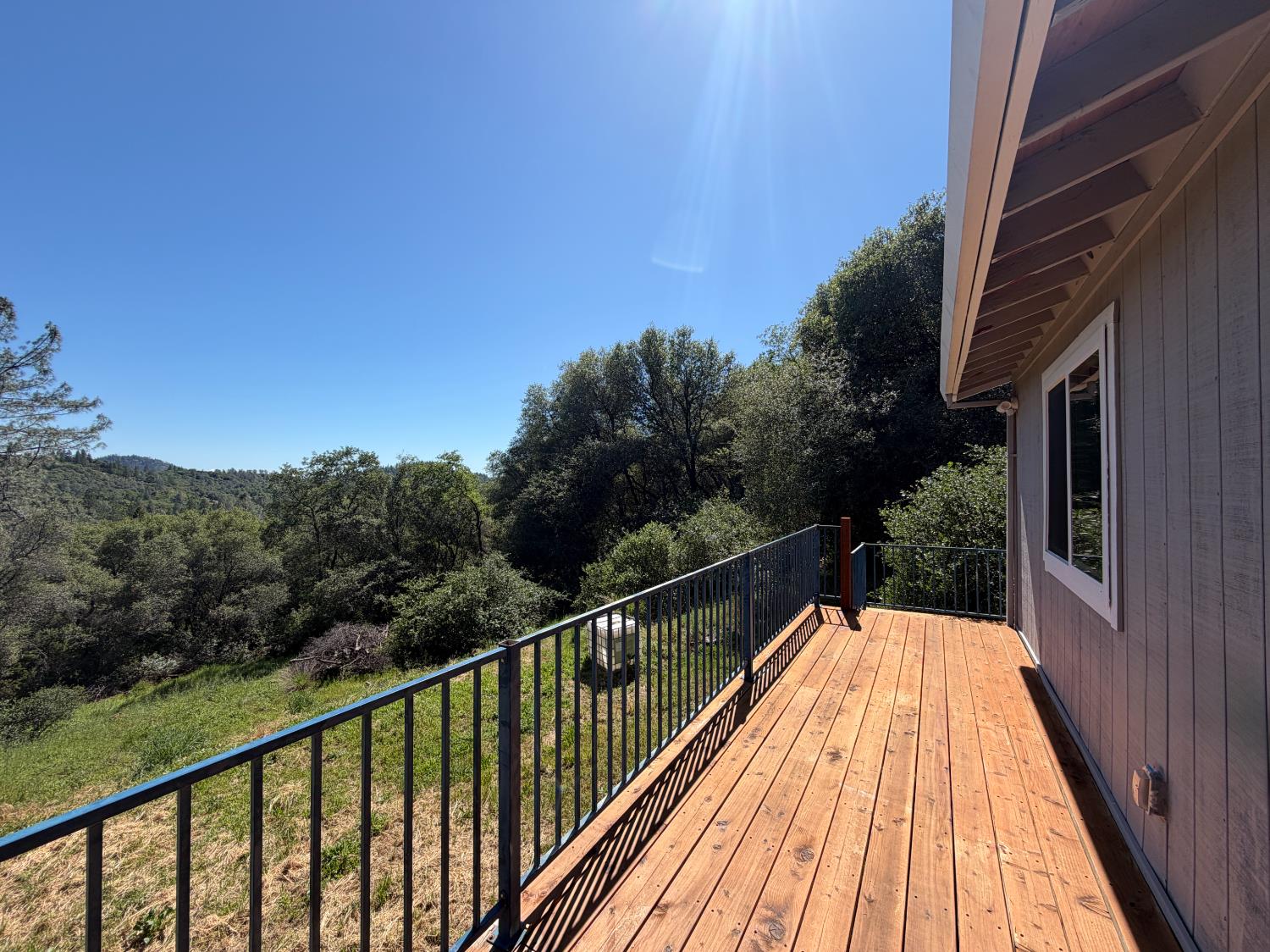 19310 Branding Iron Road Penn Valley, CA 95946 - Photo 24 of 30 a view of balcony and deck