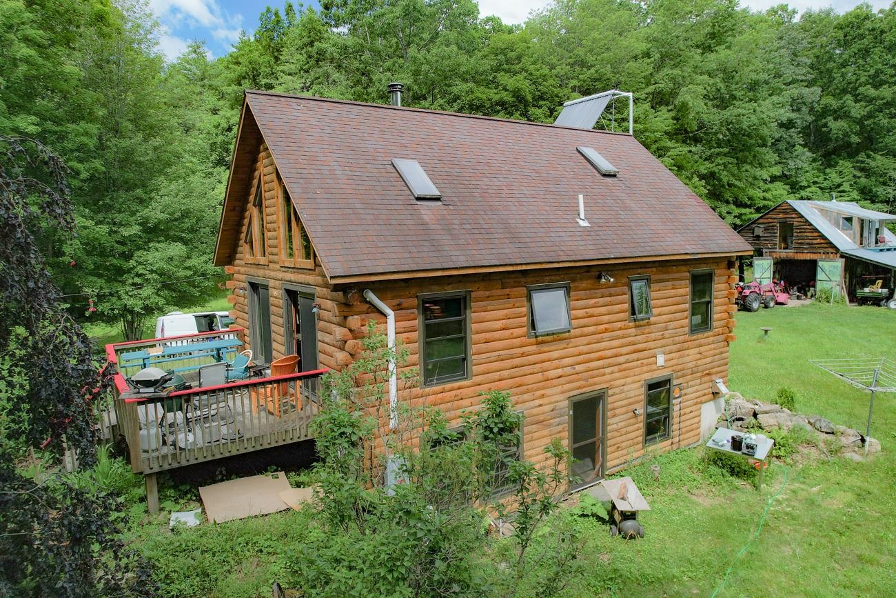 66 Ledge Farm Road Nottingham, NH 03290 - Photo 2 of 27