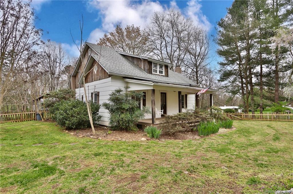 632 Pleasant Ridge Road Elkin, NC 28621 - Photo 5 of 43 Gallery Image 5