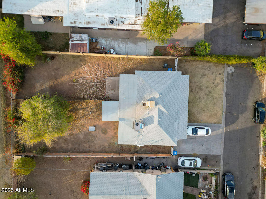 4620 North 10th Place Phoenix, AZ 85014 - Photo 13 of 18 02